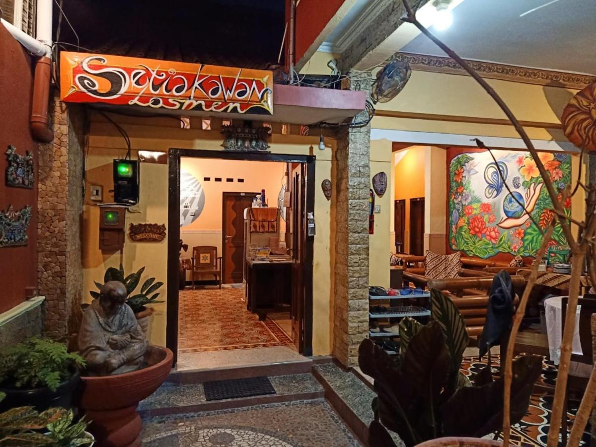 Losmen Setia Kawan Yogyakarta Exterior photo